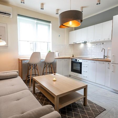 Cozy Design Apartament In Magheru Bukarest Exteriör bild