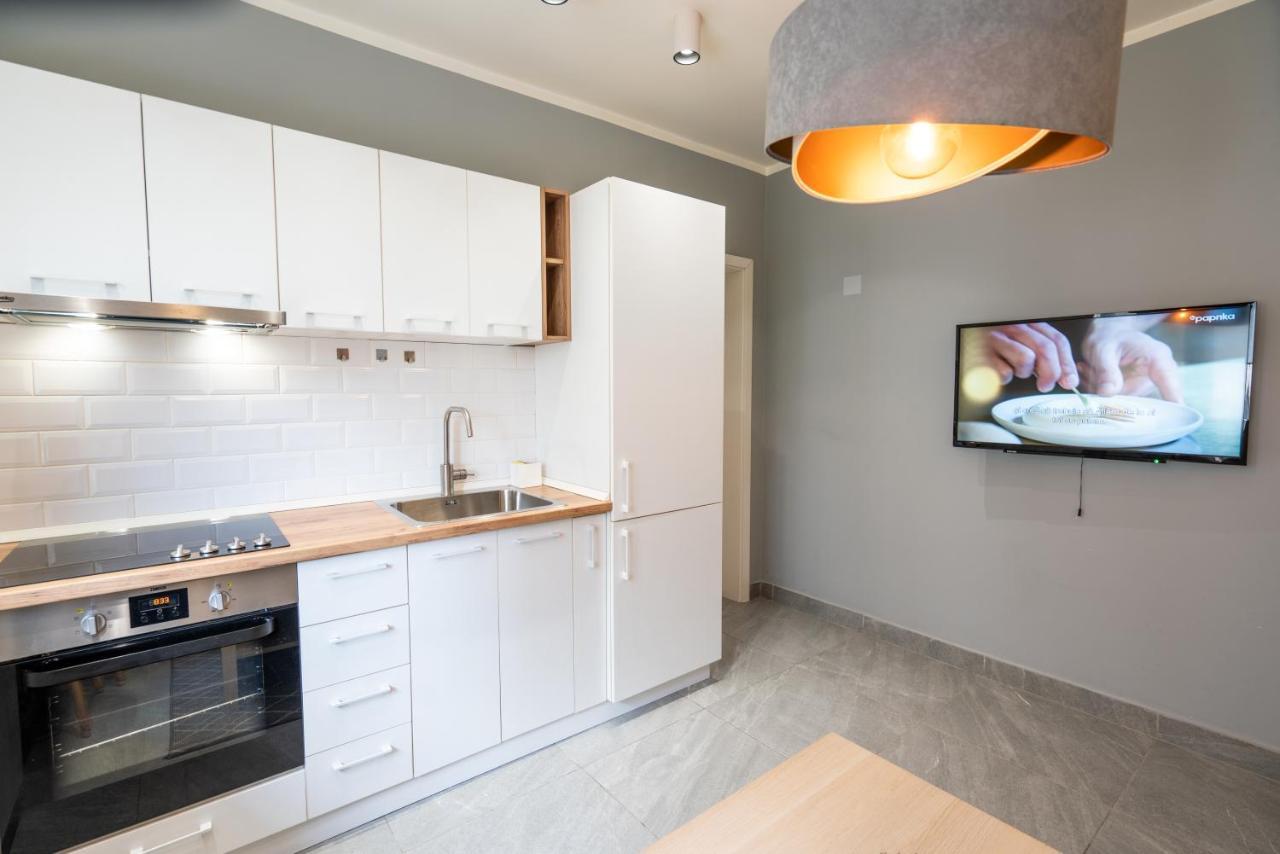 Cozy Design Apartament In Magheru Bukarest Exteriör bild