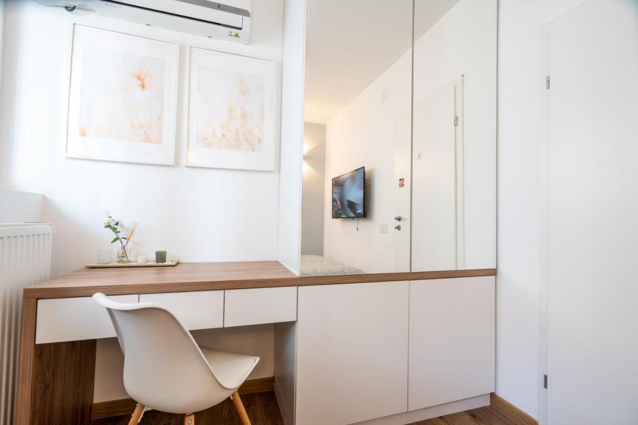 Cozy Design Apartament In Magheru Bukarest Exteriör bild