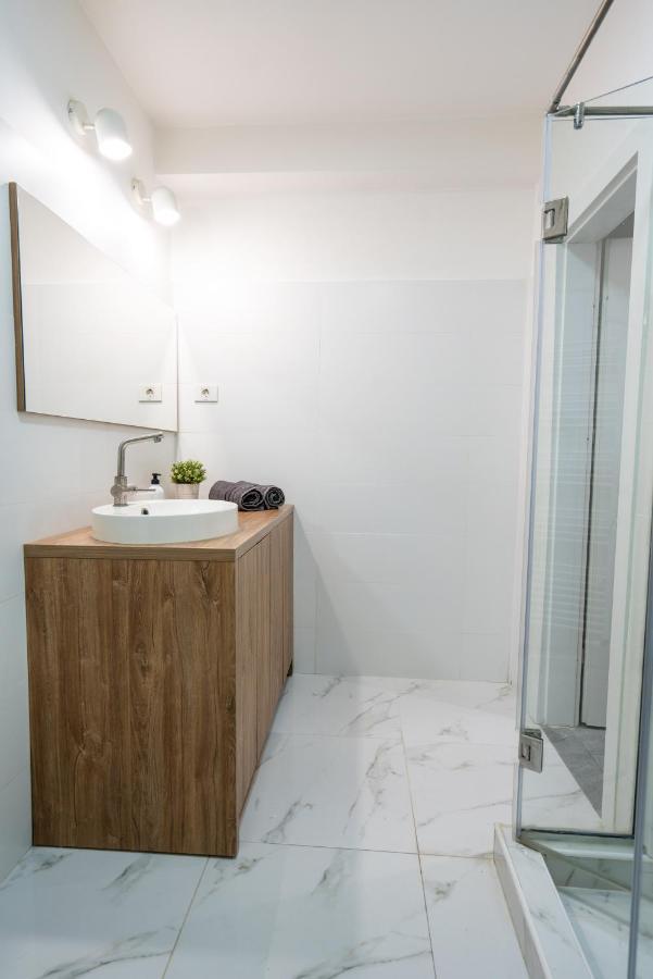 Cozy Design Apartament In Magheru Bukarest Exteriör bild